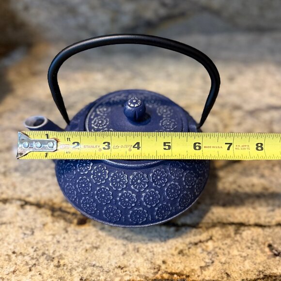 Blue Cast Iron Teapot Floral Pattern Japanese Style - Picture 4 of 5